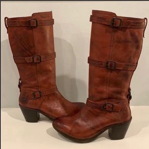 FRYE Carmen 3 Strap Red Size 8